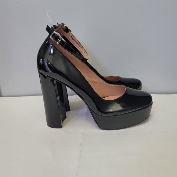 Chelsea & Violet Mia Patent Ankle Strap Platform Pumps - Picture 5 of 10